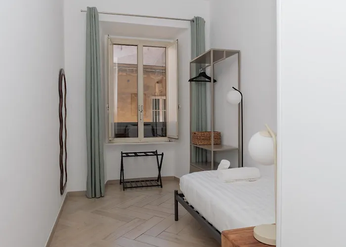 Sagittarius Vatican Apartment *