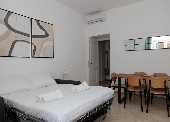 Sagittarius Vatican Apartment Rom